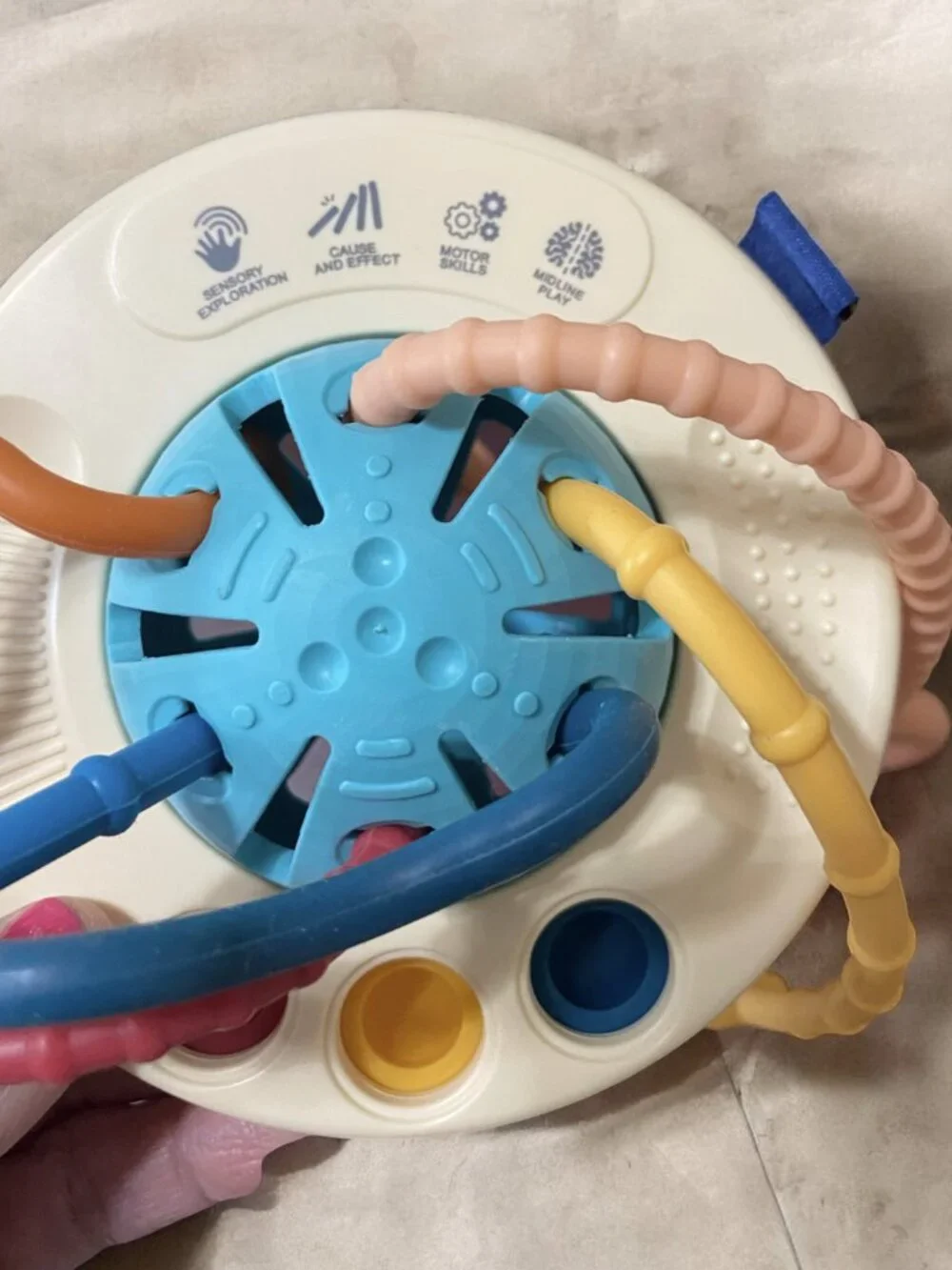 Montessori-Style UFO Silicone Pulling Toy, Multi-Textured